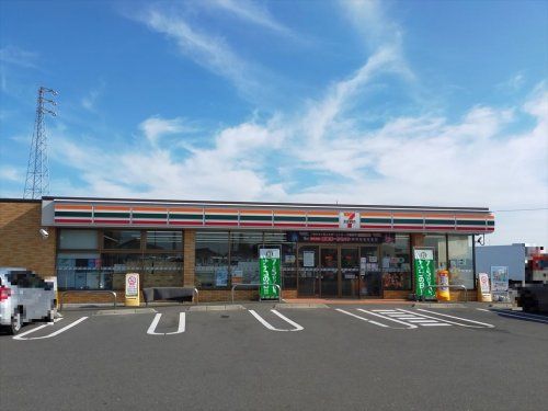 近くのセブンイレブン 大口町上小口店まで1,053m（徒歩14分）