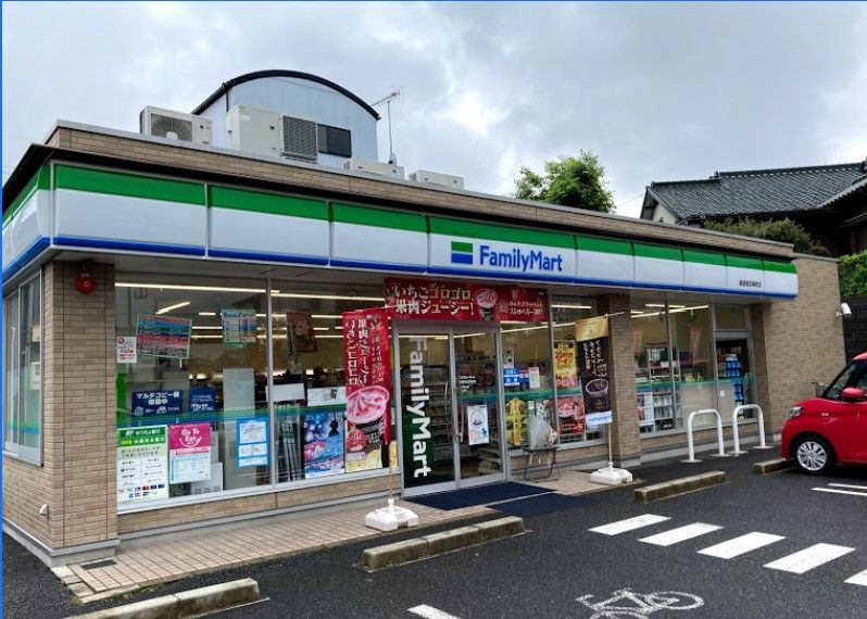 近くのファミリーマート 尾張旭吉岡町店まで422m(徒歩6分)