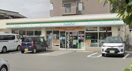 近くのファミリーマート 新川吉祥寺通り店まで236m(徒歩3分)