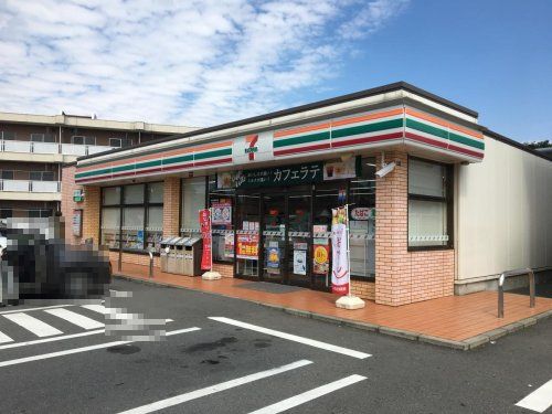 近くのセブンイレブン 前橋朝日町4丁目店まで802m（徒歩11分）