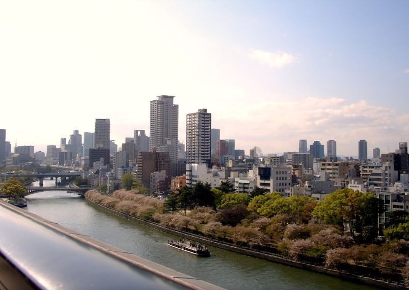 近くの南天満公園まで434m(徒歩6分)