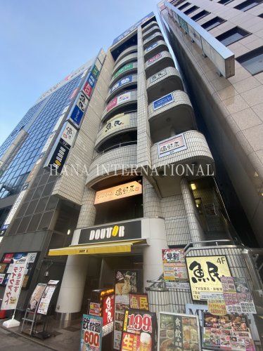 近くの魚民 川越西口駅前店まで421m（徒歩6分）
