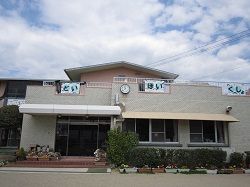 近くの土居保育所まで612m（徒歩8分）