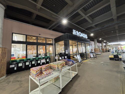 近くの阪急OASIS(オアシス) 石屋川店まで574m(徒歩8分)