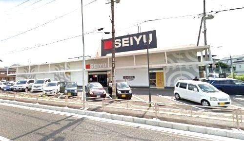 近くの西友能見台店まで130m(徒歩2分)