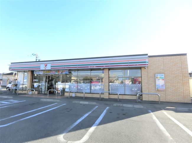 近くのセブンイレブン 前橋西片貝1丁目店まで135m(徒歩2分)