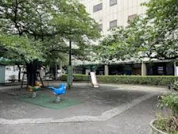 近くの月島二丁目児童遊園まで1,022m(徒歩13分)