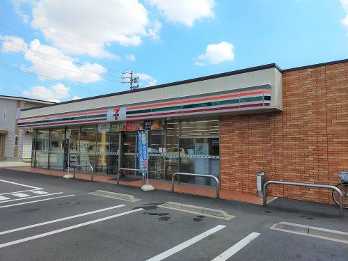 近くのセブンイレブン 江南古知野町花霞店まで543m(徒歩7分)