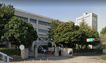 近くの高松市立亀阜小学校まで681m（徒歩9分）