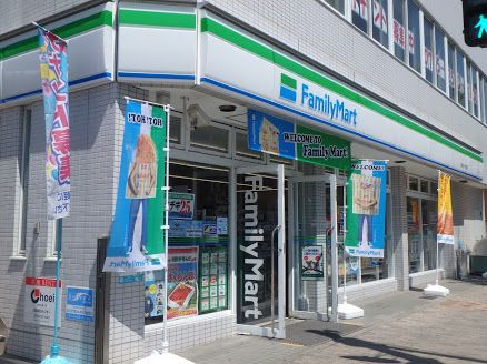 近くのファミリーマート 烏丸寺ノ内店まで414m(徒歩6分)