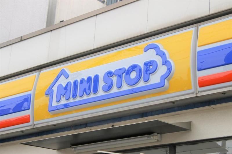 近くのミニストップ 四国中央妻鳥町店まで1,022m（徒歩13分）
