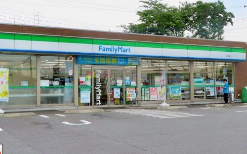 近くのファミリーマート 北柏台店まで637m(徒歩8分)