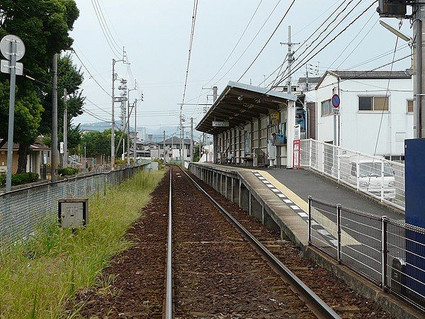 近くの高松琴平電鉄志度線沖松島駅まで518m（徒歩7分）