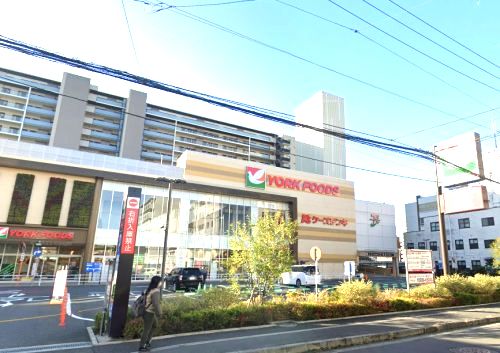 近くのヨークフーズ 厚木店まで707m(徒歩9分)