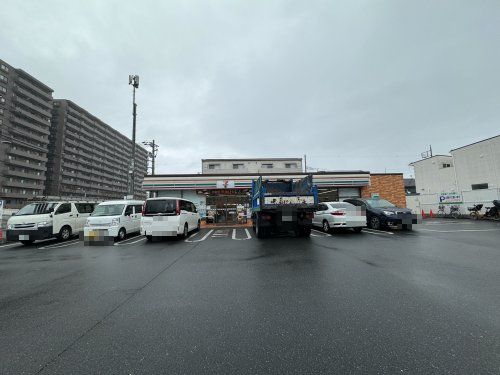 近くのセブンイレブン 戸田喜沢南2丁目店まで227m（徒歩3分）