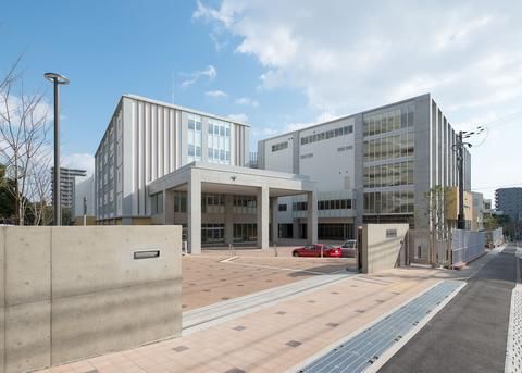 近くの神戸市立湊翔楠中学校まで345m(徒歩5分)