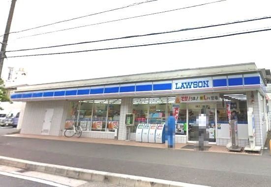 近くのローソン 鶴見仲通一丁目まで260m(徒歩4分)