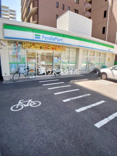 近くのコンビニまで368m（徒歩5分）