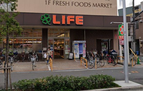近くのライフ緑橋店まで511m(徒歩7分)