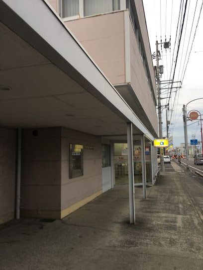 近くの百十四銀行木太支店まで580m（徒歩8分）