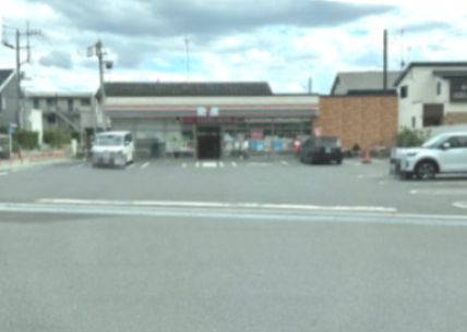 近くのセブンイレブン さいたま西堀2丁目店まで356m（徒歩5分）