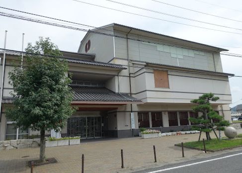 近くの総社市 山手公民館まで358m(徒歩5分)