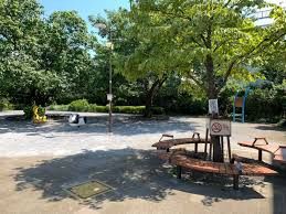近くの西品川おさんぽ公園まで485m(徒歩7分)