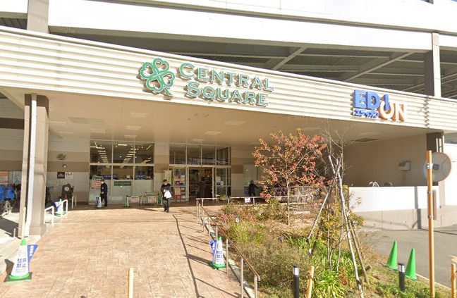 近くのライフ セントラルスクエア森ノ宮店まで834m(徒歩11分)