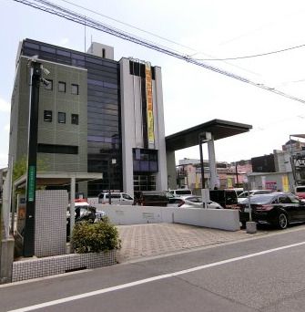 近くの都島警察署まで654m（徒歩9分）