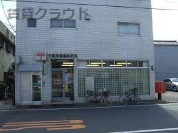 近くの千葉市場前郵便局まで302m（徒歩4分）