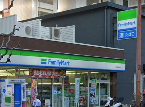 近くのファミリーマート 南森町駅前まで127m(徒歩2分)