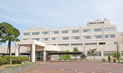 近くの見附市立病院まで564m（徒歩8分）