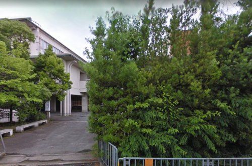 近くの交野市役所 星田出張所まで341m(徒歩5分)