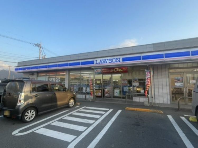 近くのローソン 東温牛渕店まで2,022m(徒歩26分)