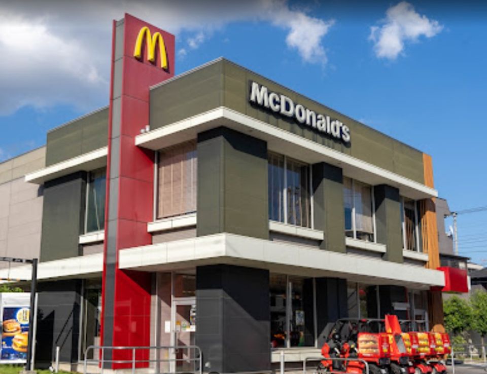 近くのマクドナルド 奥戸街道店まで1,155m（徒歩15分）
