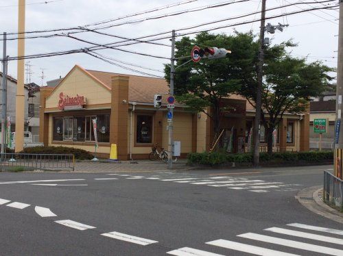 近くのサイゼリア門真四宮店まで357m（徒歩5分）