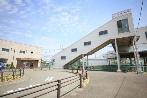 近くの西ノ口駅まで600m（徒歩8分）