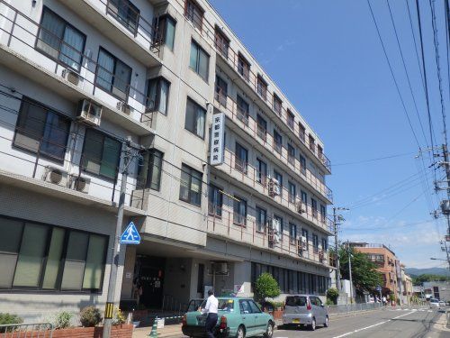 近くの京都からすま病院まで376m（徒歩5分）
