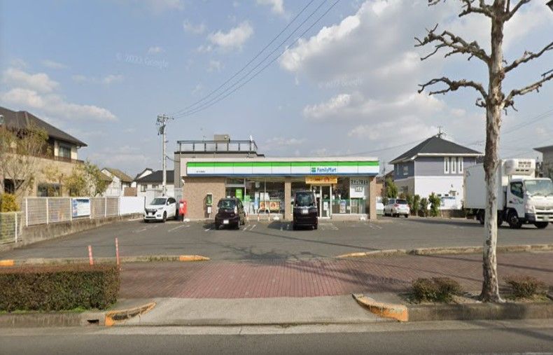 近くのファミリーマート 長久手武蔵塚店まで543m(徒歩7分)