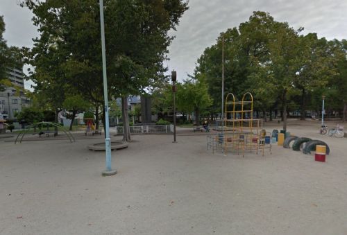 近くの都島公園まで399m（徒歩5分）
