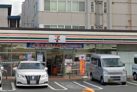 近くのセブン-イレブン 大阪川口２丁目店まで55m（徒歩1分）