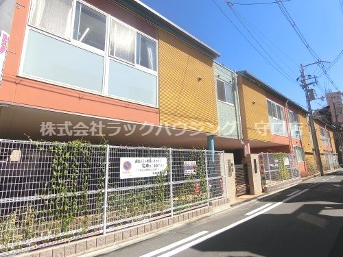 近くの新森幼稚園まで288m（徒歩4分）