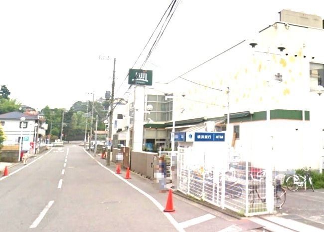 近くのＦＵＪＩまで1,462m（徒歩19分）