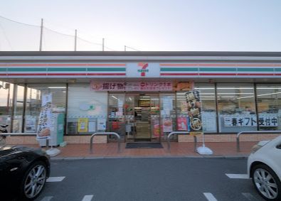 近くのセブンイレブン 倉敷上富井店まで648m（徒歩9分）