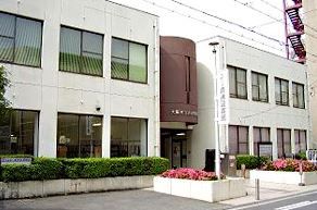 近くの大阪市立浪速図書館まで115m（徒歩2分）