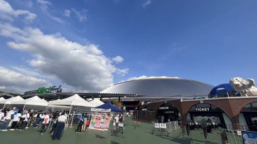 近くの西武球場まで1,465m（徒歩19分）