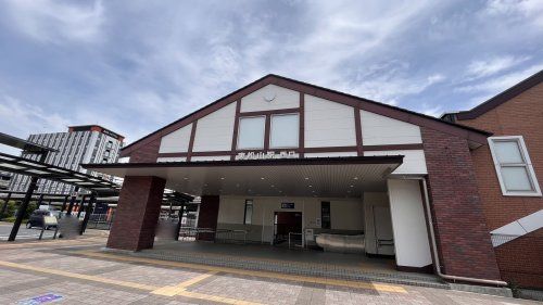 近くの東松山駅西口まで559m（徒歩7分）