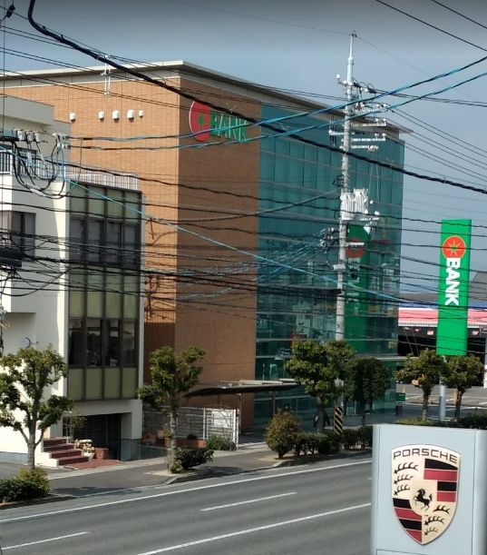 近くのトマト銀行岡山南営業部まで548m（徒歩7分）