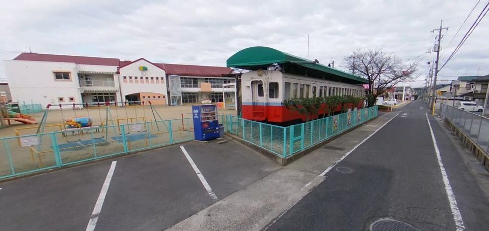 近くのちどり保育園まで484m（徒歩7分）