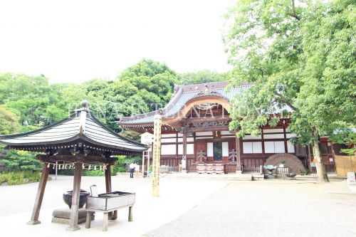 近くの深大寺まで1,422m（徒歩18分）